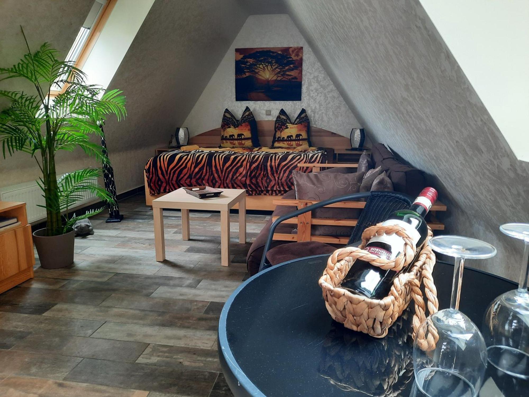 Seenlandoase Reppist Senftenberg Buitenkant foto
